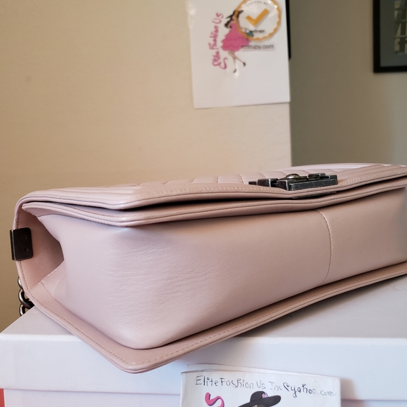 Chanel boy pink new medium bag - Picture 10 of 13